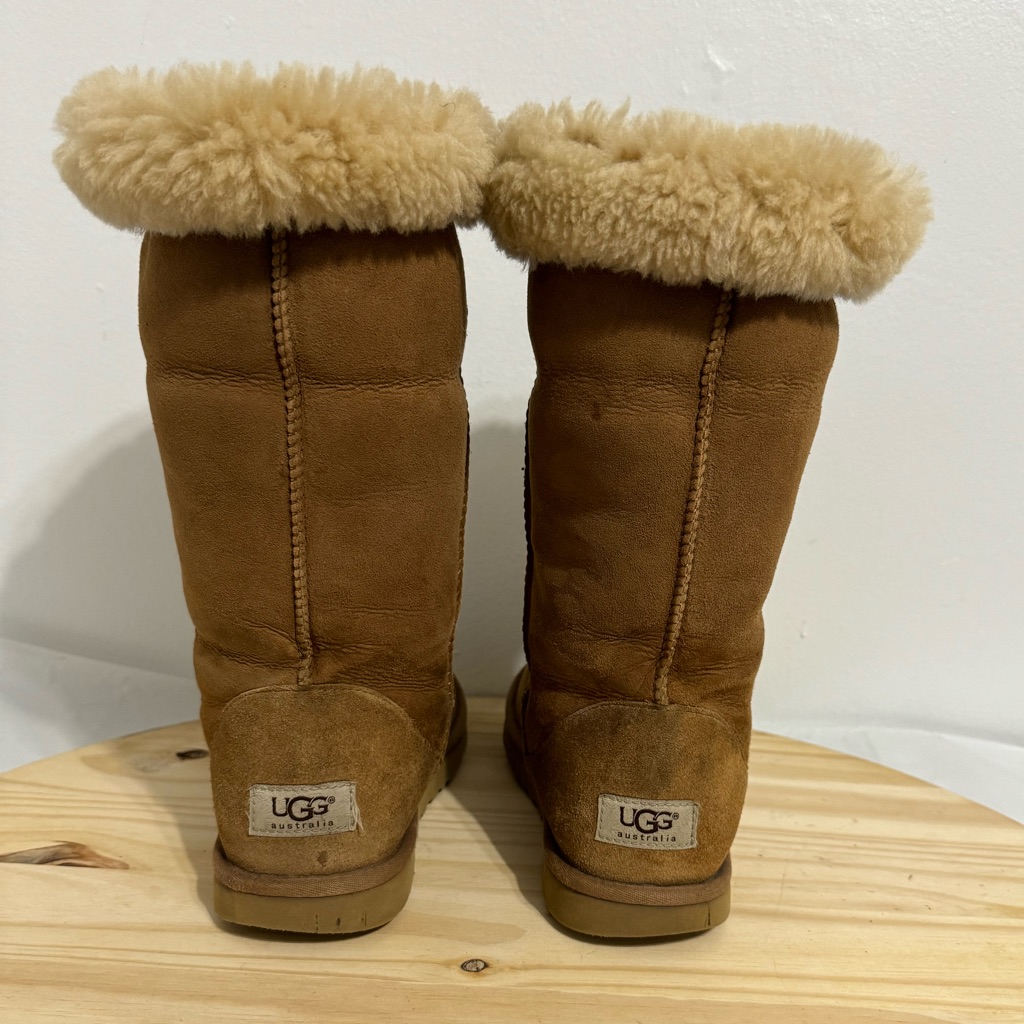 Ugg
